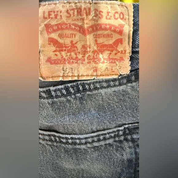 Levi's 501 Jeans Men's 34x32 Black Straight‎ Dark Button Fly Mid Rise Denim. - Picture 6 of 9